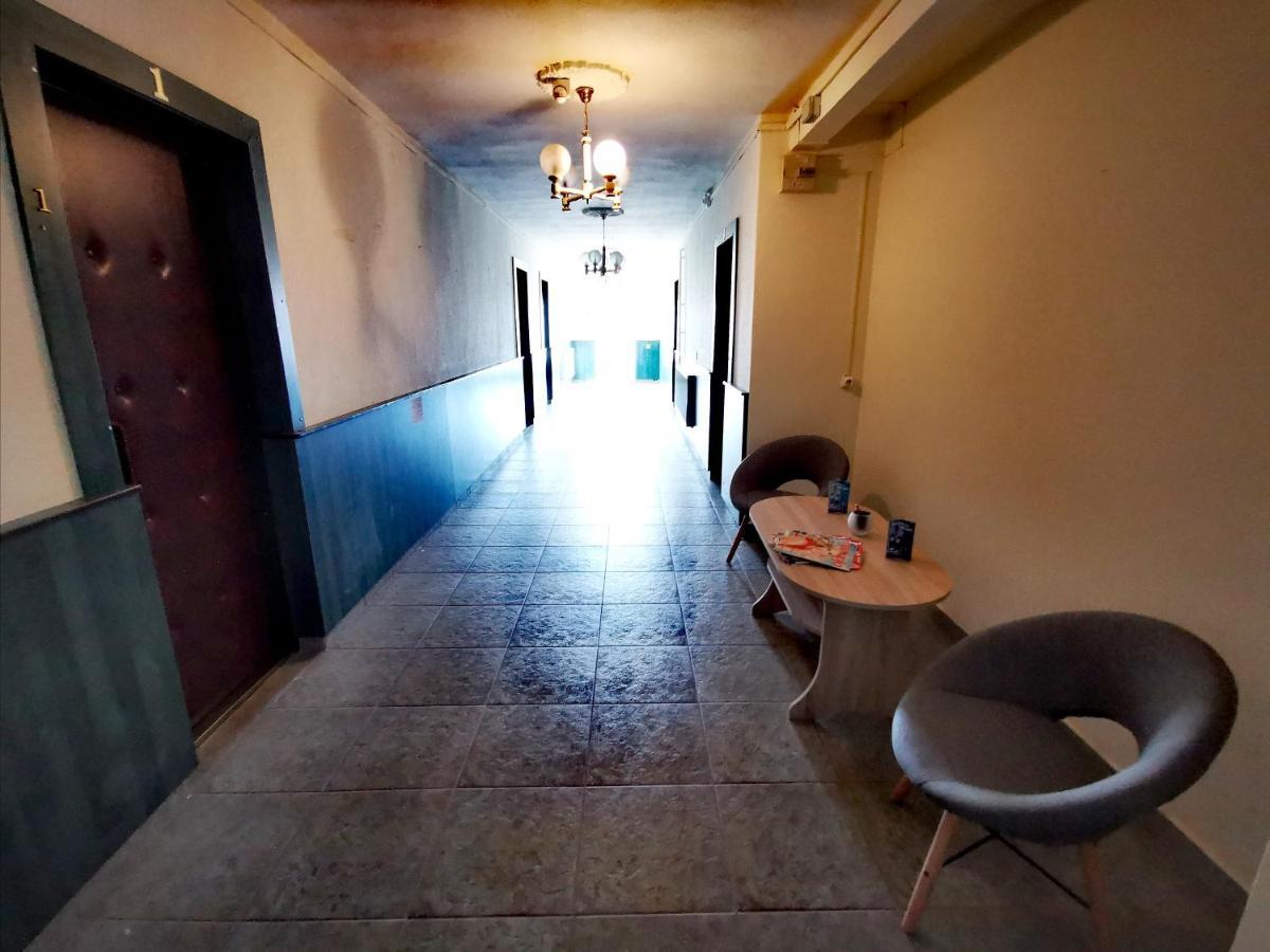 Komplex -Rendezvenytermek-Panzio-Apartman-Irodak- 마테설커 외부 사진